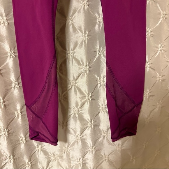 Lululemon Tranquil Tight Leggings High Rise Mesh Regal Plum Purple Pink - Picture 6 of 16
